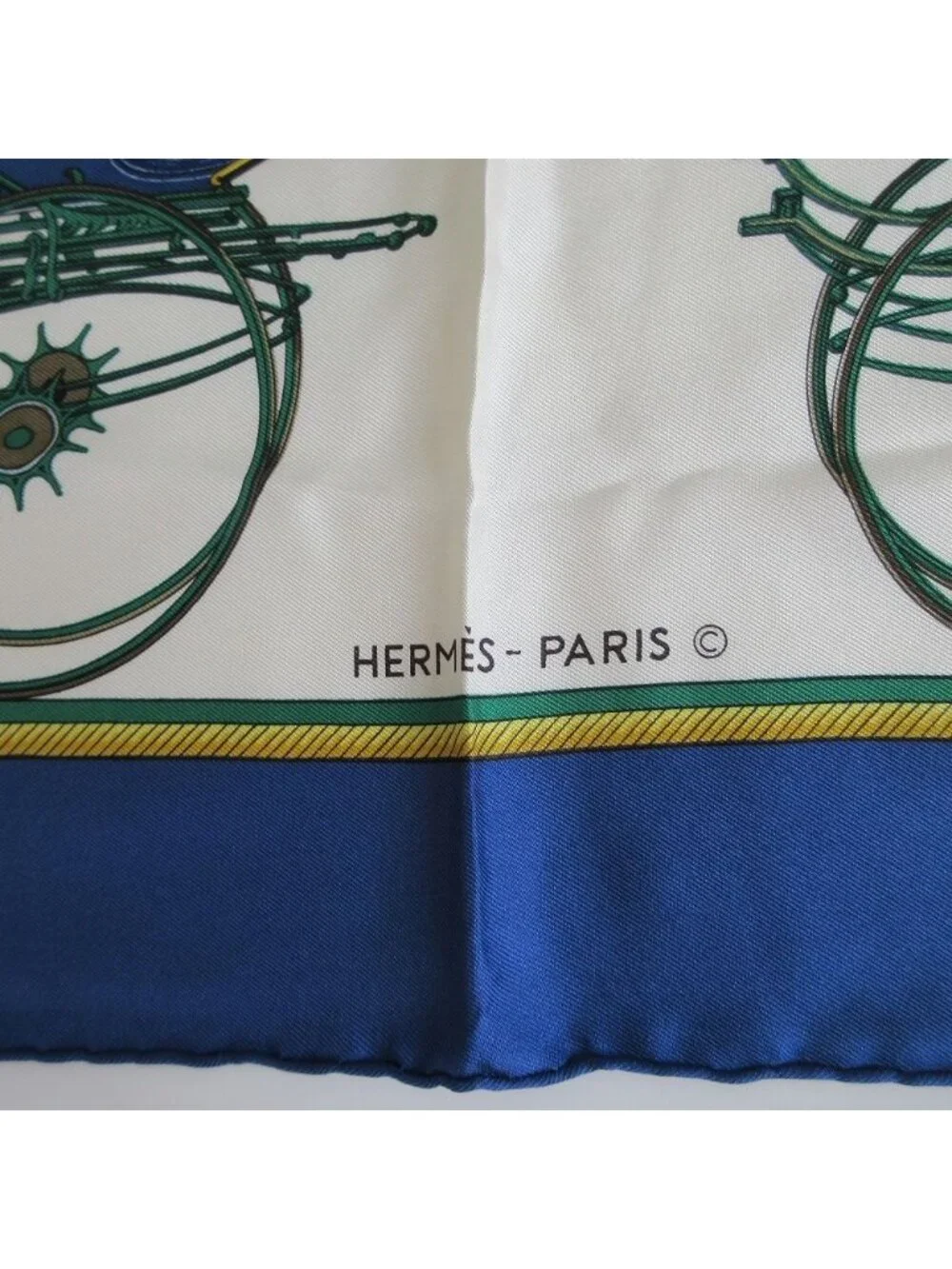 Hermes Scarf Carre 90 les Voitures a Transformation Foldable Covered Wagon Silk